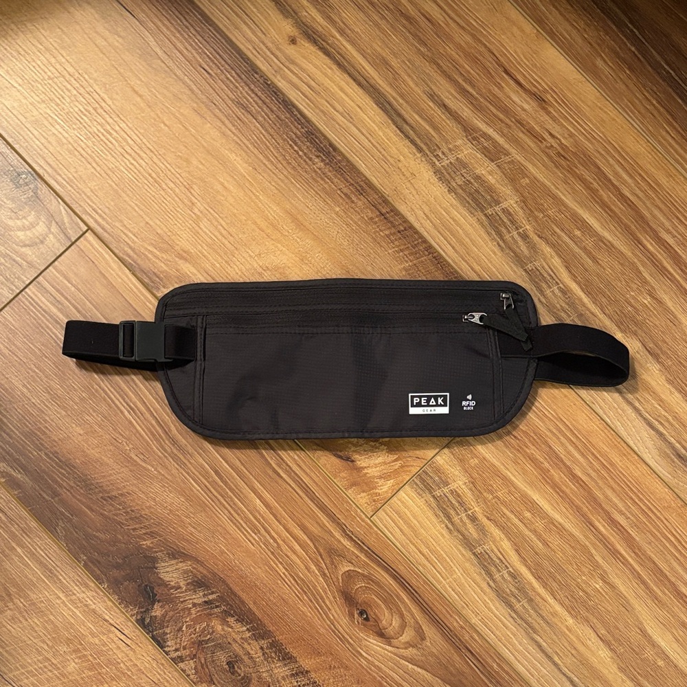 2/$12🌼Peak Gear Hidden Travel Money Belt
